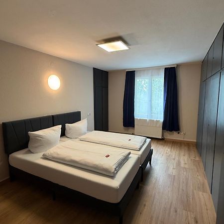 Crown Living Villa Blumenau Studios, Smarttv, Parkplatz Лустенау Экстерьер фото