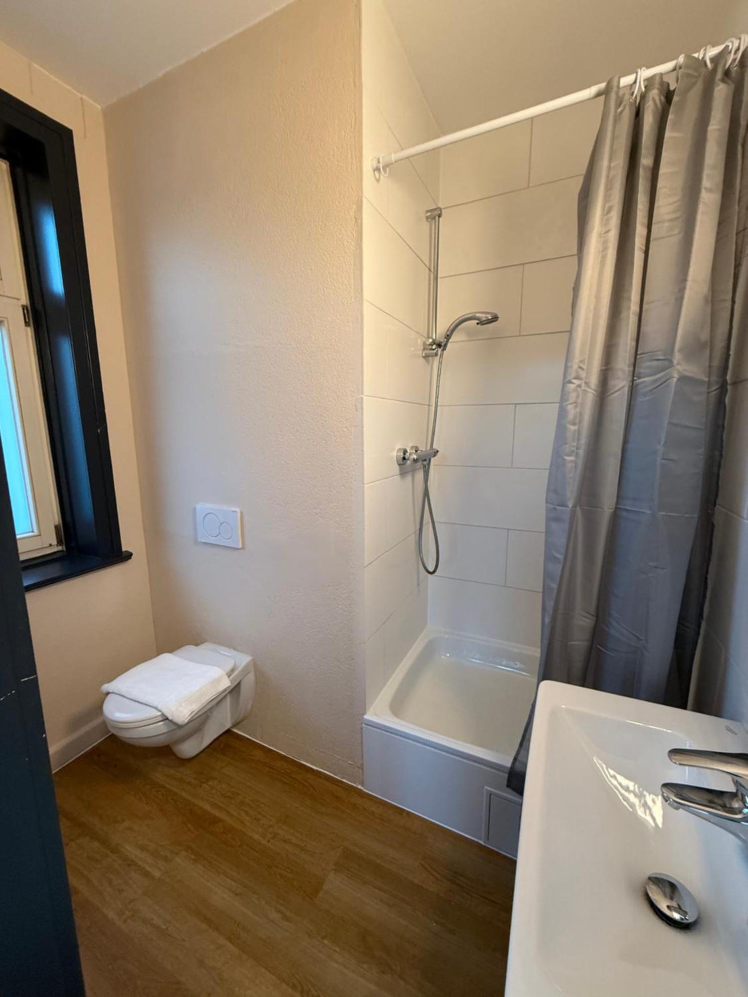 Crown Living Villa Blumenau Studios, Smarttv, Parkplatz Лустенау Экстерьер фото