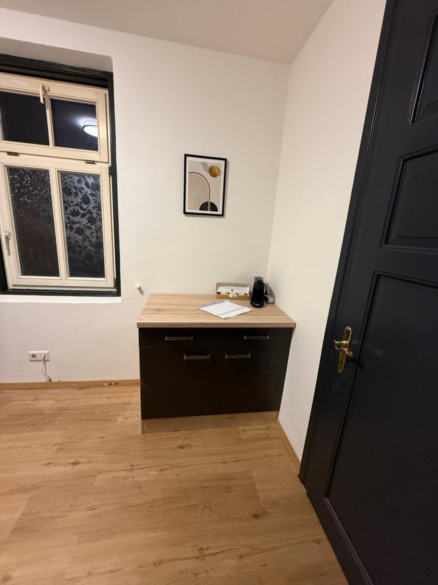 Crown Living Villa Blumenau Studios, Smarttv, Parkplatz Лустенау Экстерьер фото