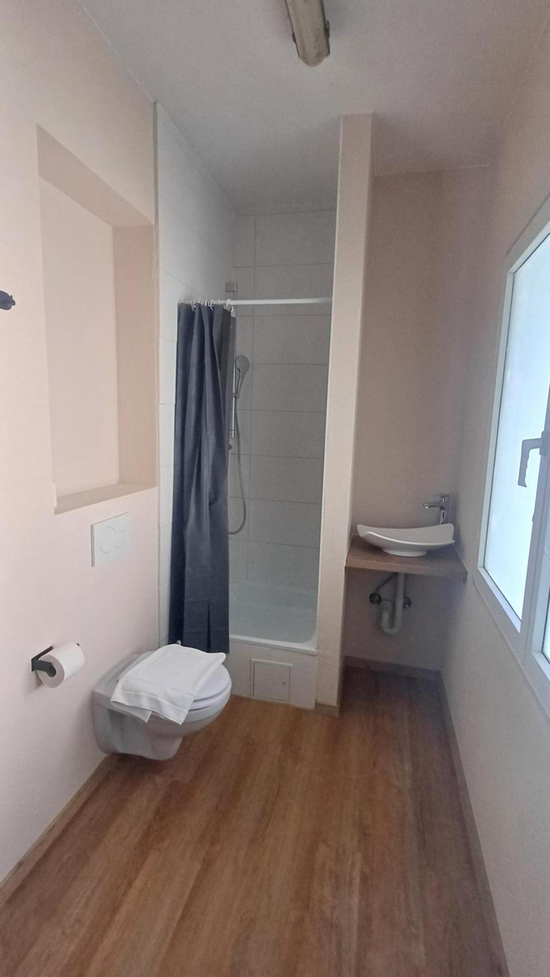 Crown Living Villa Blumenau Studios, Smarttv, Parkplatz Лустенау Номер фото