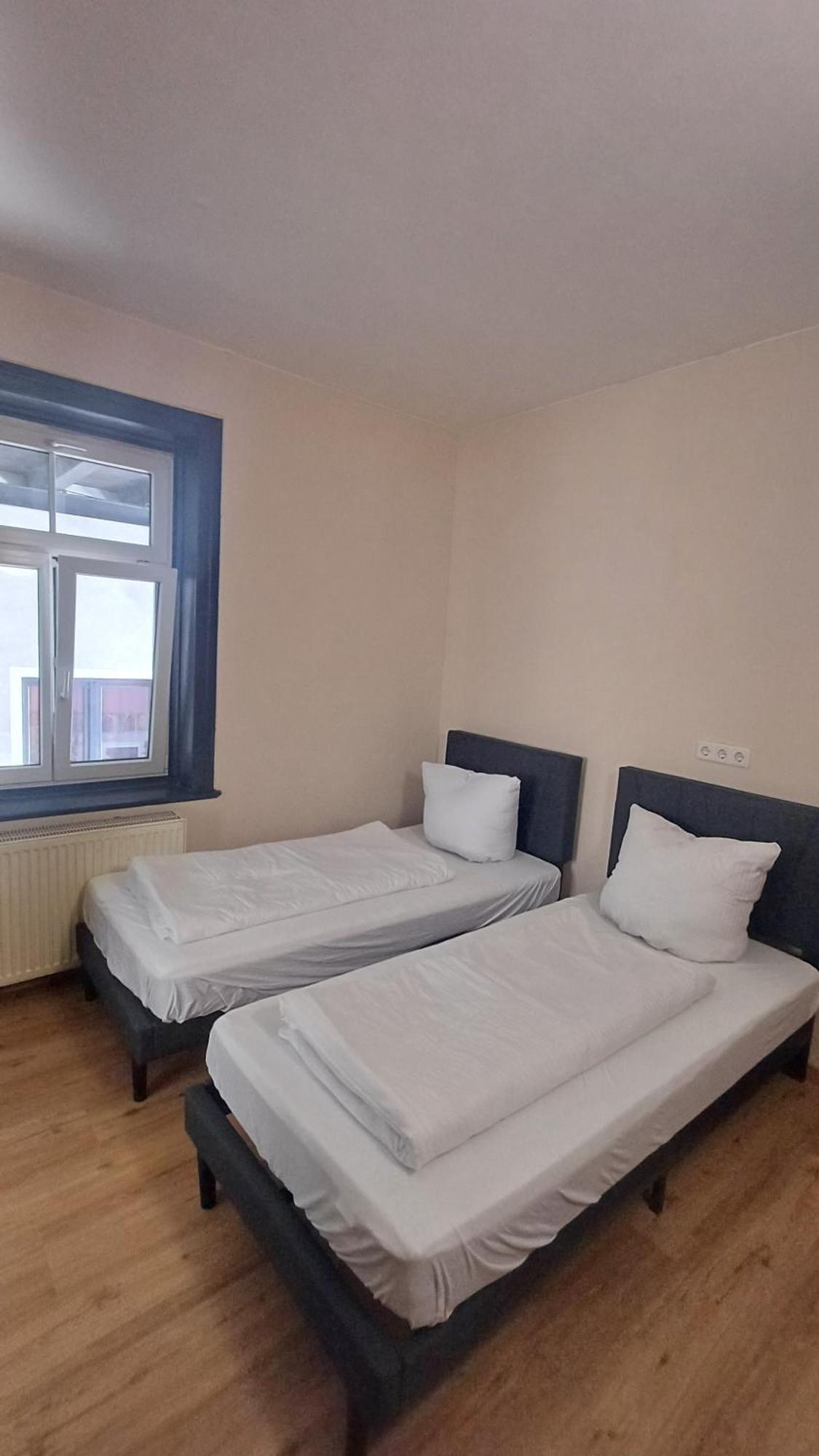 Crown Living Villa Blumenau Studios, Smarttv, Parkplatz Лустенау Номер фото